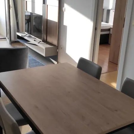 Apartamento Garden Palace *